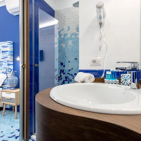 Aquae Romanae Piazza Lauro 4* Сорренто