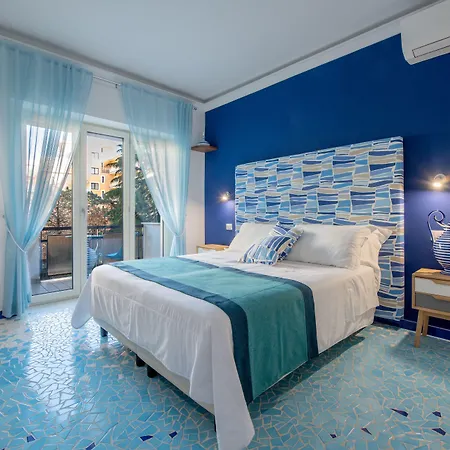Aquae Romanae Piazza Lauro Гостевой дом Сорренто