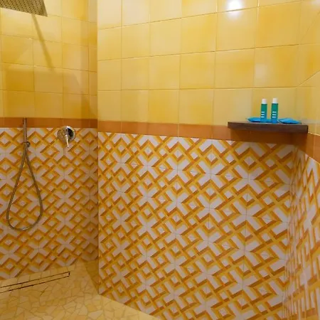 Aquae Romanae Piazza Lauro Сорренто