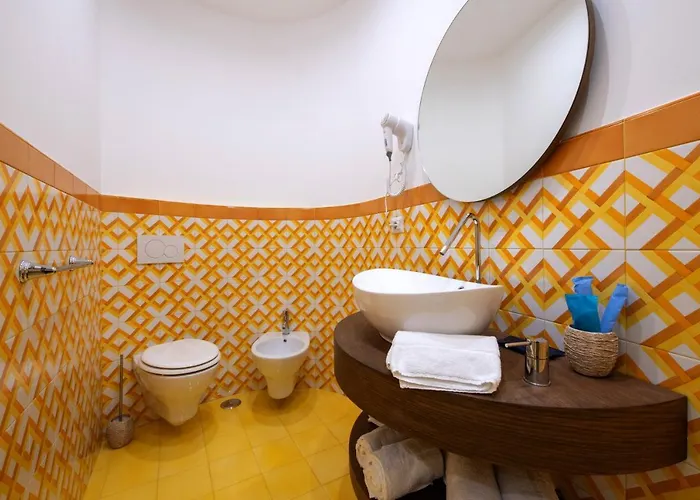 Affittacamere Aquae Romanae Piazza Lauro 4*