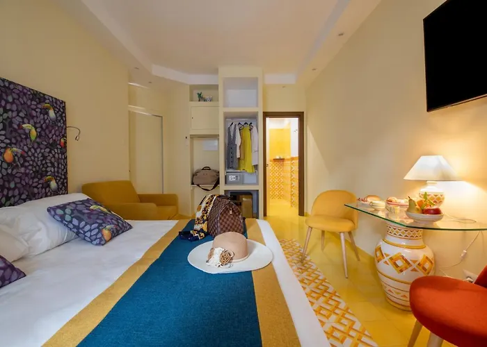 Gasthof Aquae Romanae Piazza Lauro 4*